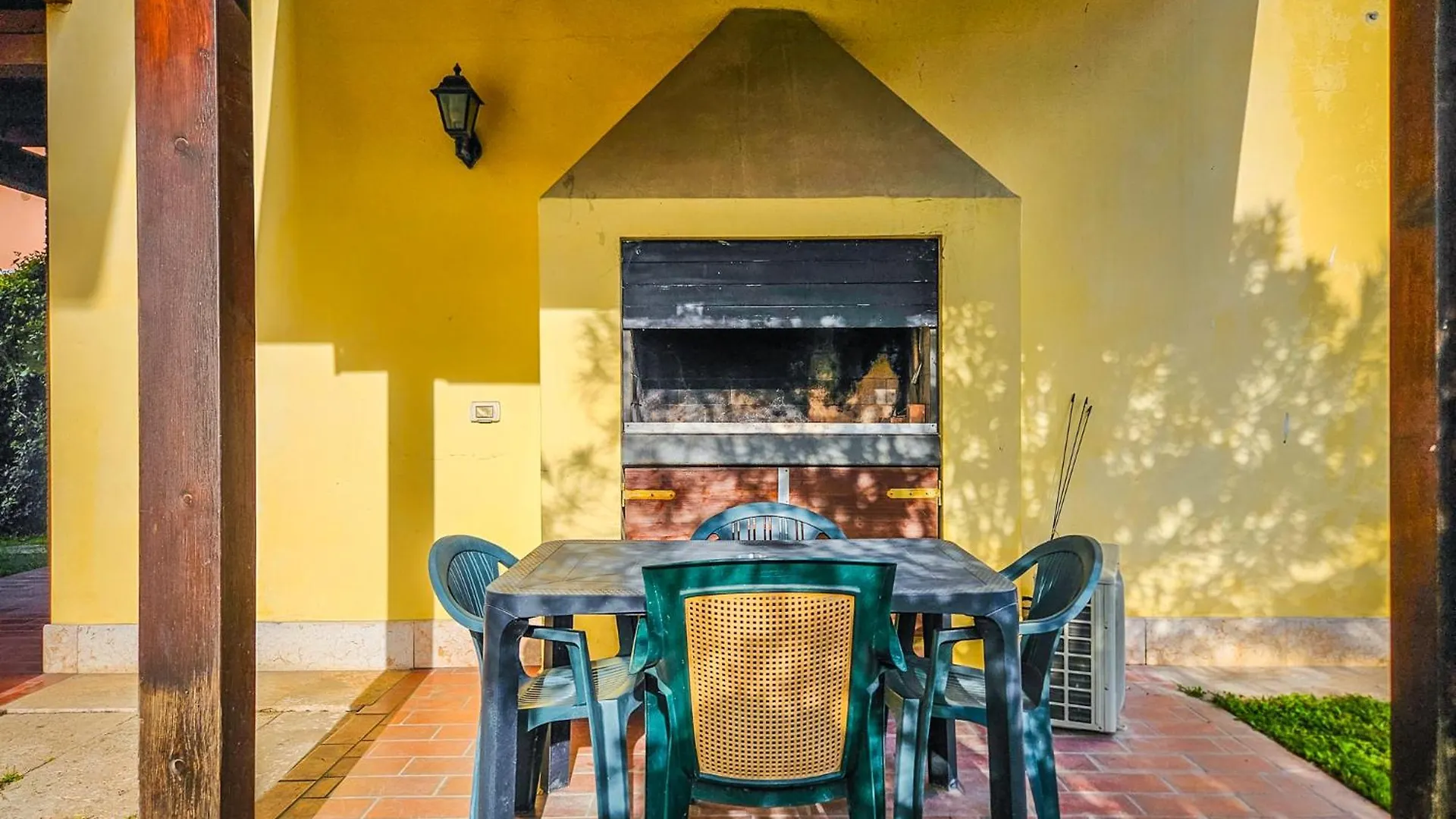 Apartamento 10 Minuti Da Gardaland Con Piscina E Giardino Salionze Italia